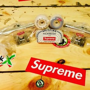Supreme Skate Combo